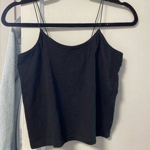 basic black cropped tank